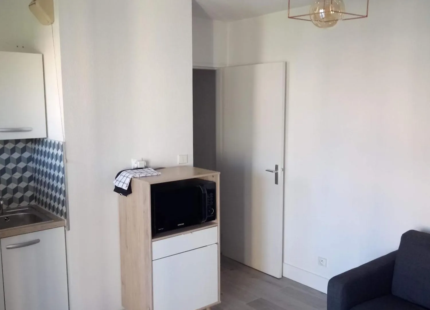 T2 Piscine, Parking Et Clim A Sanary Apartment 0*, Sanary-sur-Mer